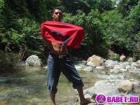 порно фото Дрочит хуй в горной реке 117.jpg