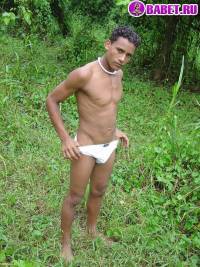 порно фото Молодой гей балуется с хуём 38.jpg