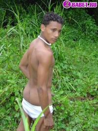 порно фото Молодой гей балуется с хуём 50.jpg