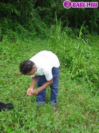 порно фото Молодой гей балуется с хуём 5.jpg