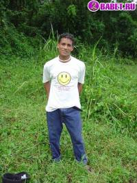 порно фото Молодой гей балуется с хуём 8.jpg