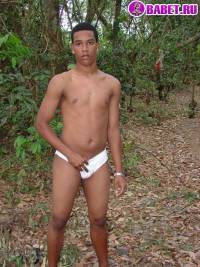 порно фото Молодой и энергичный дрочит хуй 87.jpg