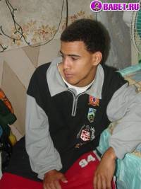 порно фото Обкончал себе живат на кровати 110.jpg