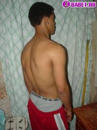 порно фото Обкончал себе живат на кровати 43.jpg