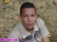 порно фото Парень дрочит хуй на берегу реки 100.jpg