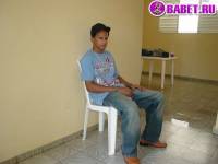 порно фото Парень дрочит член на кровати 16.jpg