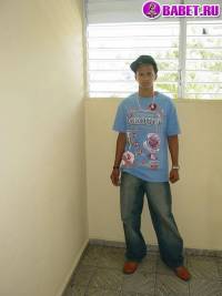 порно фото Парень дрочит член на кровати 25.jpg