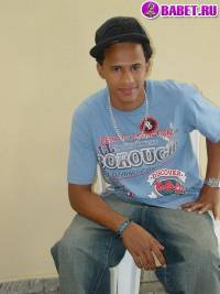 порно фото Парень дрочит член на кровати 27.jpg