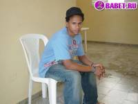 порно фото Парень дрочит член на кровати 7.jpg