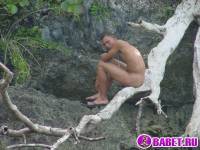 порно фото Парень кончил сам себе на живот 40.jpg