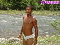 порно фото Помылся в речке заодно и подрачил 115.jpg