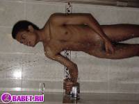 порно фото Поц дрочит хуй в своей кровати 72.jpg