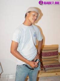 порно фото Снимают фото как парень дрочит хуй 12.jpg