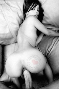 СОСКИ ДНЯ Трахай... s2i69b25xxxl777x7ok.jpg