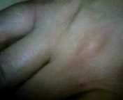3GP ПОРНО ВИДЕО ДОМАШНЕЕ ПОРНО Нет сучка мастурбирует рукой.3гп