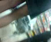 3gp порно видео Парень любит снимать под юбочкой.3гп