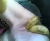 3gp порно видео Засунулу себе три банана в пизду.3гп