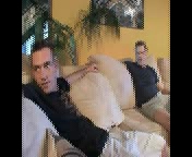 Зрелые Двое мужиков имеют дамочку.3гп