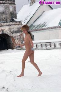 порно фотосессия Русская целка на окраине москвы фото-13.йпг