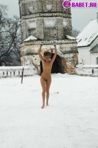 порно фотосессия Русская целка на окраине москвы фото-65.йпг