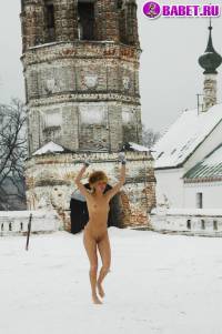 порно фотосессия Русская целка на окраине москвы фото-69.йпг