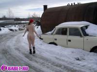 порно фотосессия Русская целка трётся возле москвича фото-23.йпг