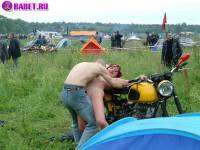 порно фотосессия Русские студенты занялись сексом привселюдно фото-33.йпг