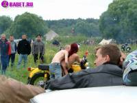 порно фотосессия Русские студенты занялись сексом привселюдно фото-36.йпг