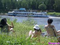 порно фотосессия Три голые брюнетки на москве реке фото-10.йпг