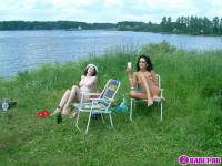 порно фотосессия Три голые брюнетки на москве реке фото-167.йпг