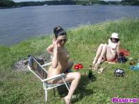 порно фотосессия Три голые брюнетки на москве реке фото-191.йпг