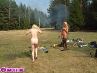 порно фотосессия Три голых русские нудистки отдыхают фото-18.йпг