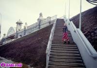 порно фотосессия Голая блондинка хочет покорить москву фото-4.йпг