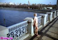 порно фотосессия Голая блондинка хочет покорить москву фото-60.йпг