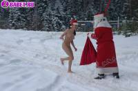 Голая московская снегурочка и дед мороз фото-33.йпг скачать