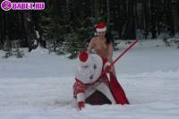 порно фотосессия Голая московская снегурочка и дед мороз фото-36.йпг