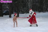 порно фотосессия Голая московская снегурочка и дед мороз фото-39.йпг