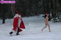 порно фотосессия Голая московская снегурочка и дед мороз фото-62.йпг