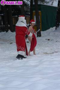 порно фотосессия Голая московская снегурочка и дед мороз фото-67.йпг
