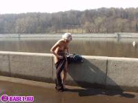 порно фотосессия Голая пизда на улицах москвы фото-11.йпг