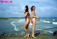 порно фотосессия Красивые девчёнки приехали на море фото-65.йпг