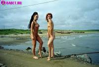 порно фотосессия Красивые девчёнки приехали на море фото-68.йпг