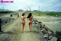 порно фотосессия Красивые девчёнки приехали на море фото-76.йпг