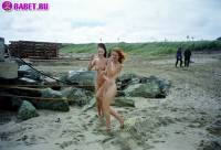 порно фотосессия Красивые девчёнки приехали на море фото-86.йпг