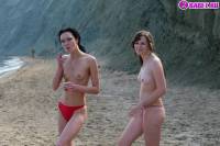 порно фотосессия Московские шалавы приехали на море фото-18.йпг