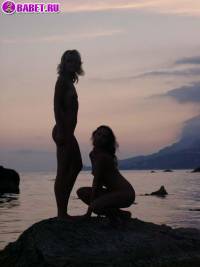 порно фотосессия Питербургские шалавы приехали на море фото-11.йпг