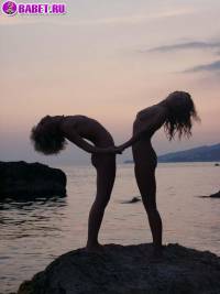 порно фотосессия Питербургские шалавы приехали на море фото-7.йпг