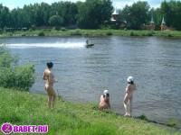 Три подруги разделись до гола на речке фото-156.йпг скачать