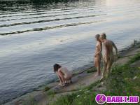 порно фотосессия Четыре голых девушки на отдыхе фото-504.йпг