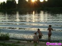 порно фотосессия Четыре голых девушки на отдыхе фото-527.йпг